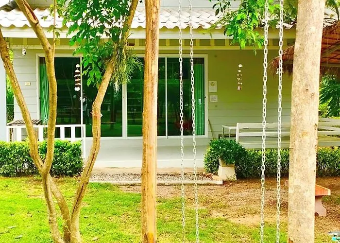 บ้านไม้หอมบูติค สวนผึ้ง บ้านบ่อหวี