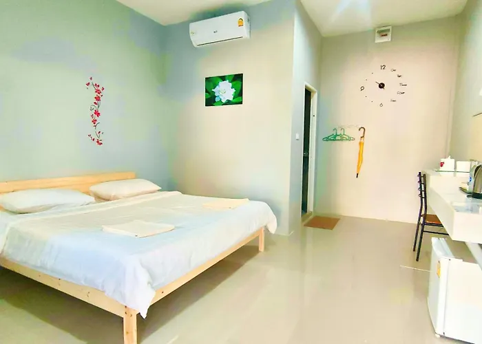 บ้านไม้หอมบูติค สวนผึ้ง 3* บ้านบ่อหวี