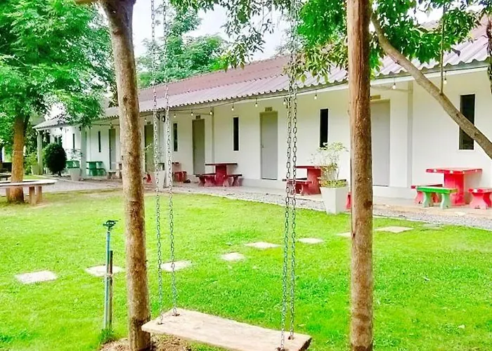 บ้านไม้หอมบูติค สวนผึ้ง โรงแรม