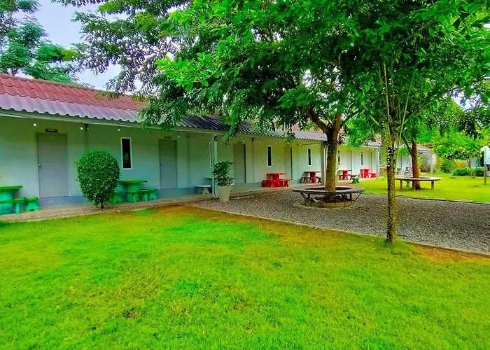 บ้านไม้หอมบูติค สวนผึ้ง