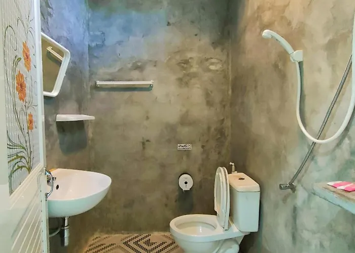 โรงแรม บ้านไม้หอมบูติค สวนผึ้ง บ้านบ่อหวี
