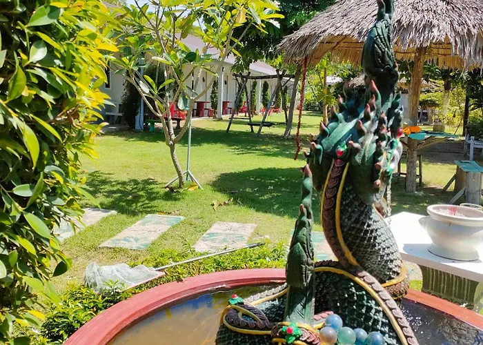 บ้านไม้หอมบูติค สวนผึ้ง 3* บ้านบ่อหวี