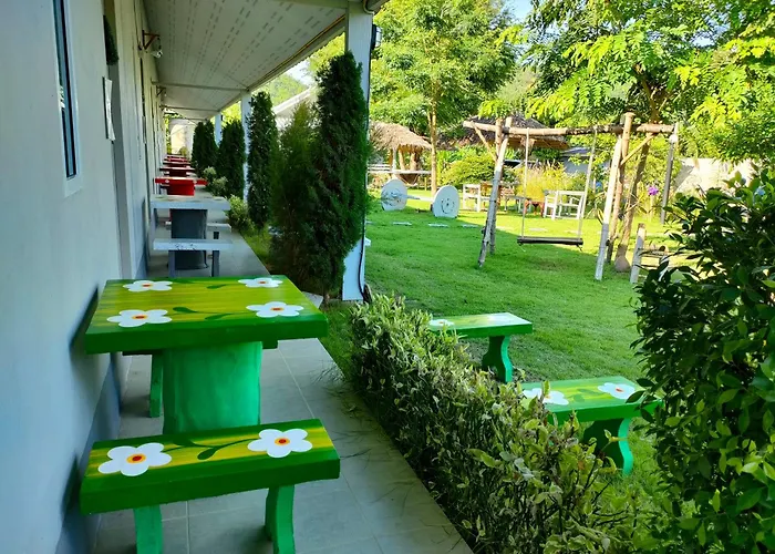 บ้านไม้หอมบูติค สวนผึ้ง 3* บ้านบ่อหวี