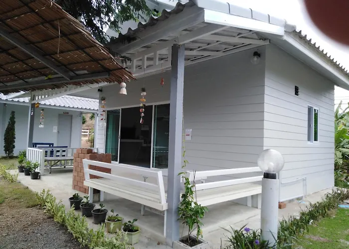 บ้านไม้หอมบูติค สวนผึ้ง โรงแรม บ้านบ่อหวี