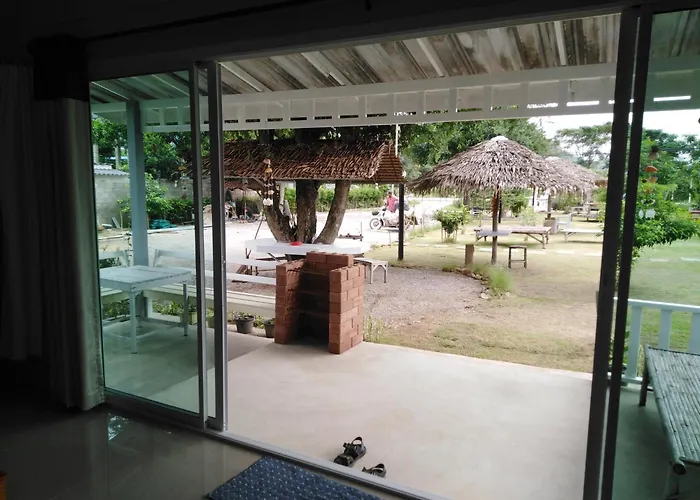 บ้านไม้หอมบูติค สวนผึ้ง 3* บ้านบ่อหวี