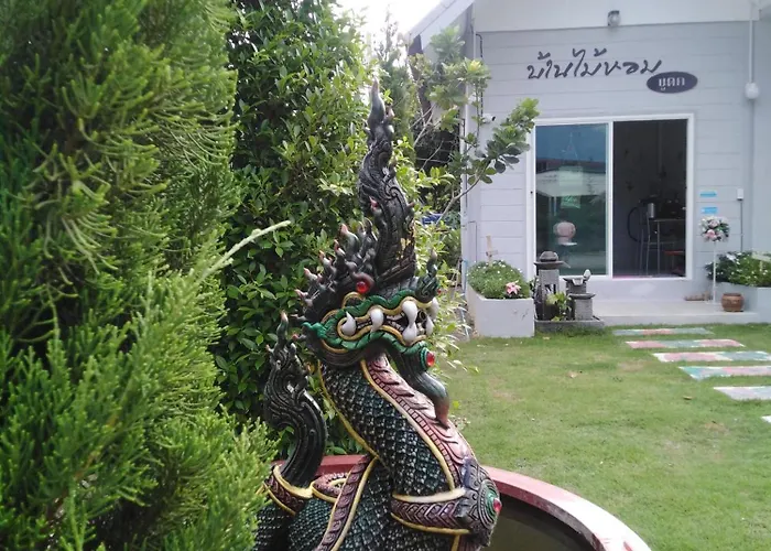 โรงแรม บ้านไม้หอมบูติค สวนผึ้ง